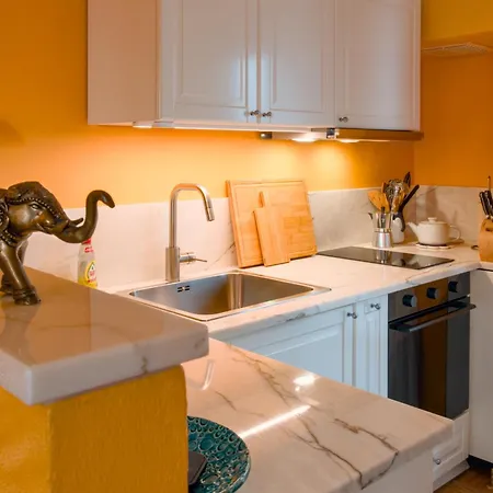 Casinha Canal - Beautifully Restored Moroccan Inspired Townhouse In Historic Centre Semesterbostad
