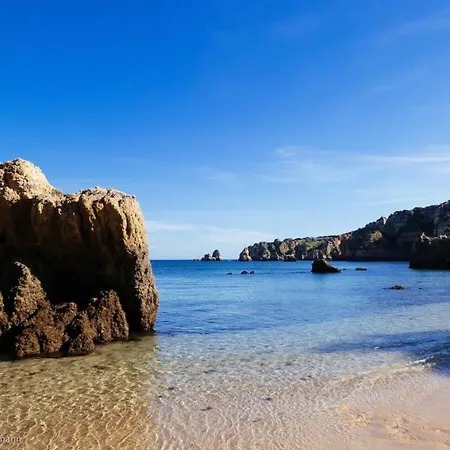 Casinha Canal - Beautifully Restored Moroccan Inspired Townhouse In Historic Centre Vakantiehuis