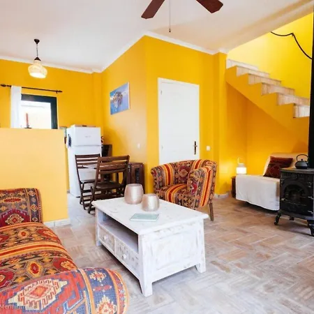 Casinha Canal - Beautifully Restored Moroccan Inspired Townhouse In Historic Centre