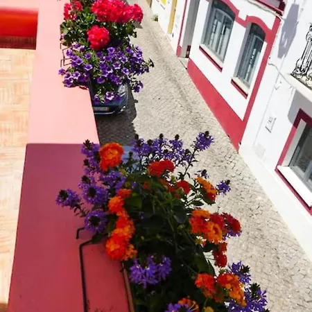 Casinha Canal - Beautifully Restored Moroccan Inspired Townhouse In Historic Centre Ferienhaus *
