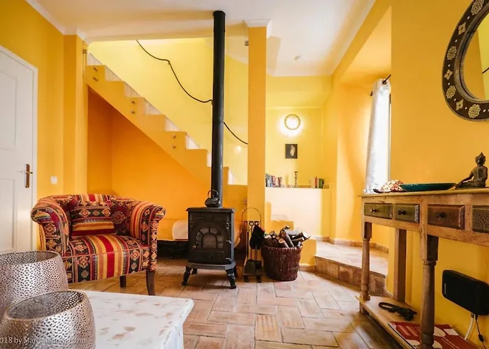 Ferienhaus Casinha Canal - Beautifully Restored Moroccan Inspired Townhouse In Historic Centre *