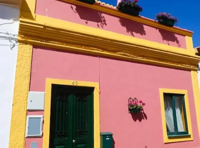 Casinha Canal - Beautifully Restored Moroccan Inspired Townhouse In Historic Centre
