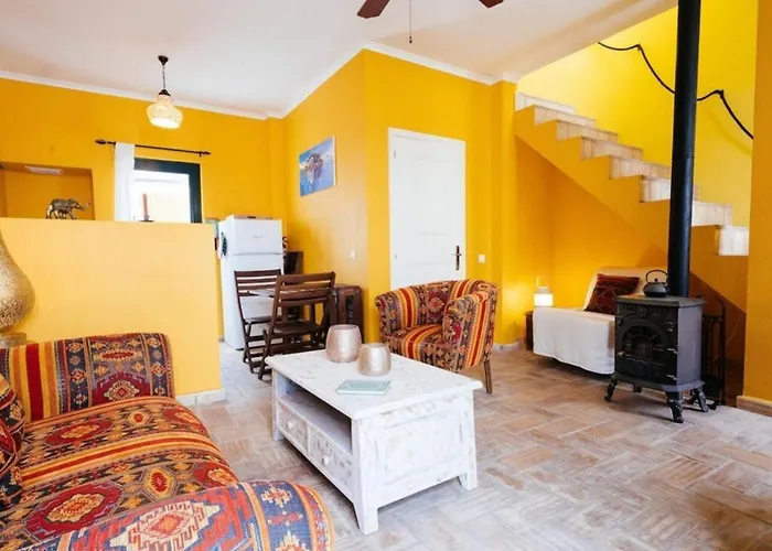Casinha Canal - Beautifully Restored Moroccan Inspired Townhouse In Historic Centre