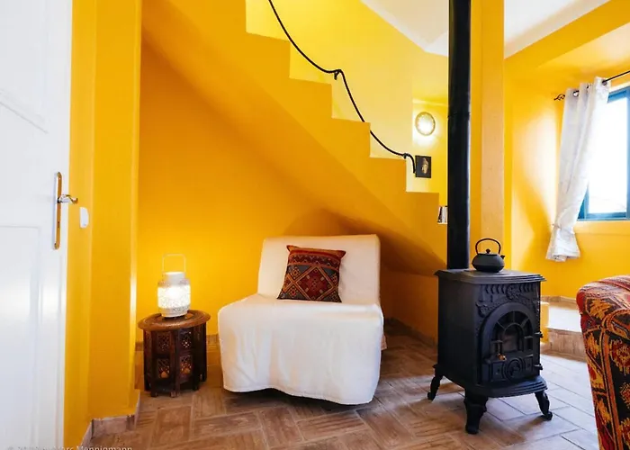 Casinha Canal - Beautifully Restored Moroccan Inspired Townhouse In Historic Centre *